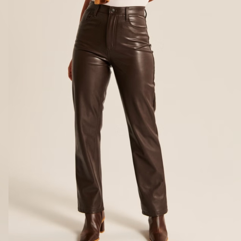 Abercrombie & Fitch Vegan Leather Brown Ultra High Rise 28 Curve Love